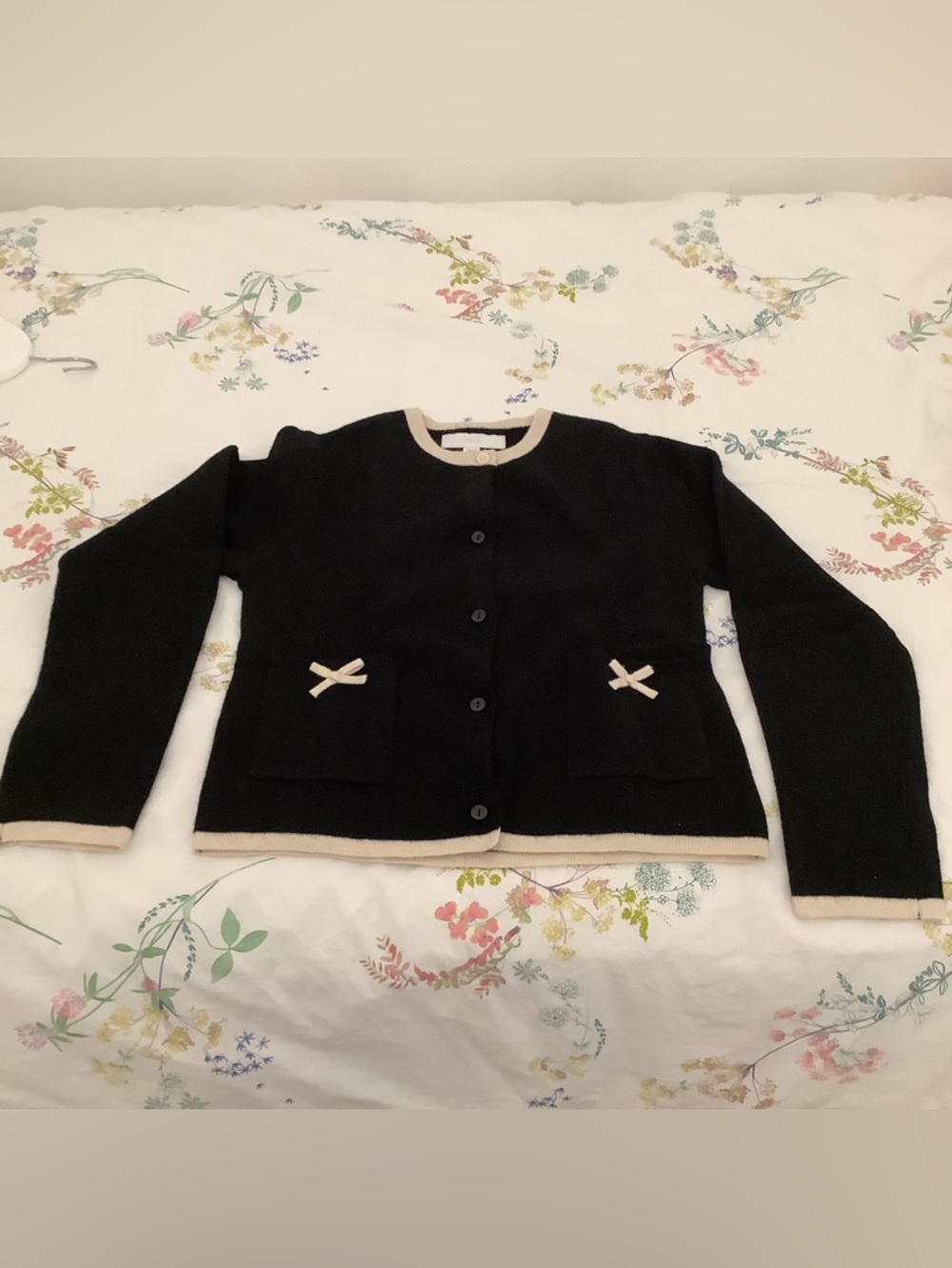Zara Black Crewneck Cardigan with Cream Trim and Pocket Bows size 12/13